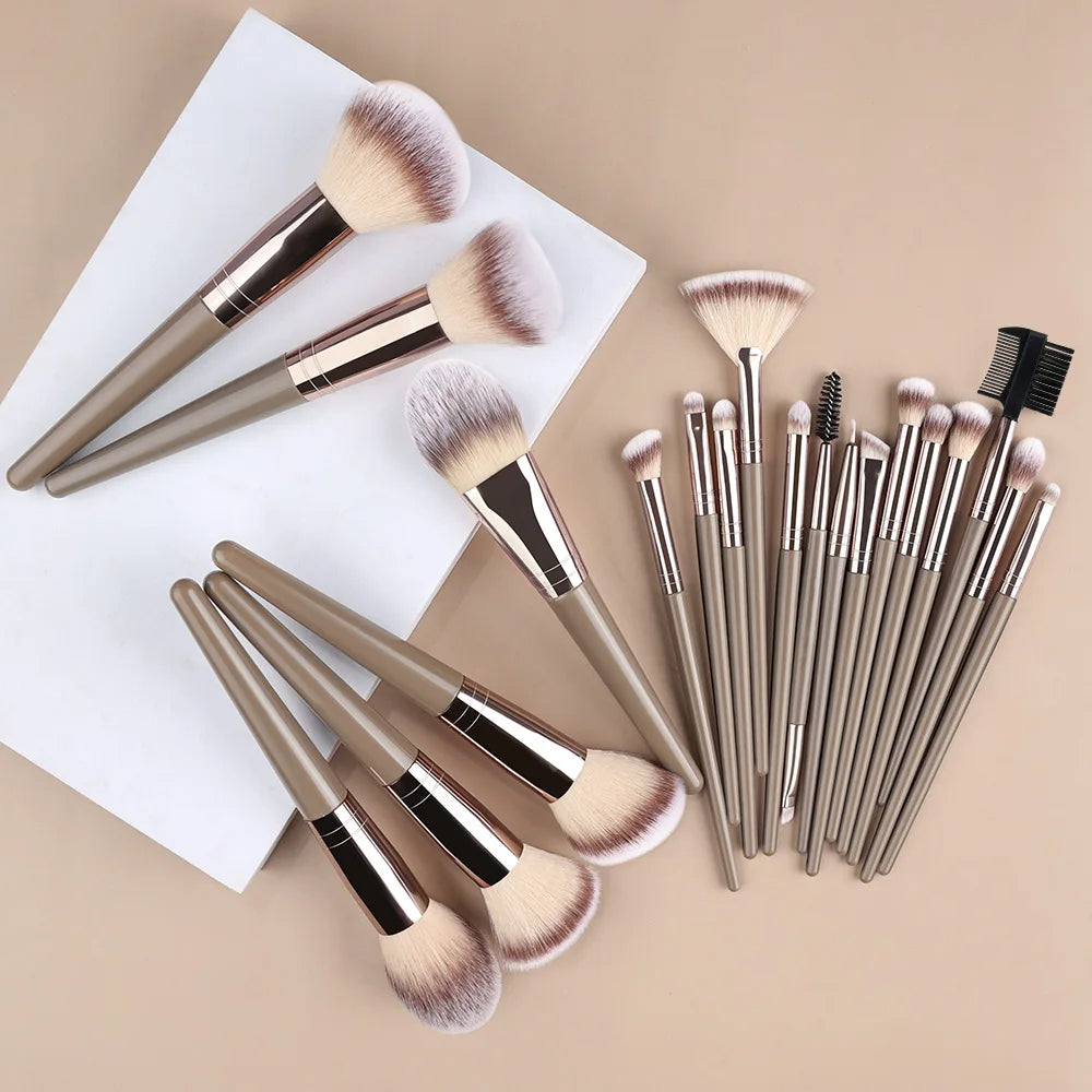 Professional Makeup Brushes Set | Soft Fluffy Foundation, Eyeshadow & Blending Brushes - 3 to 20 Piece